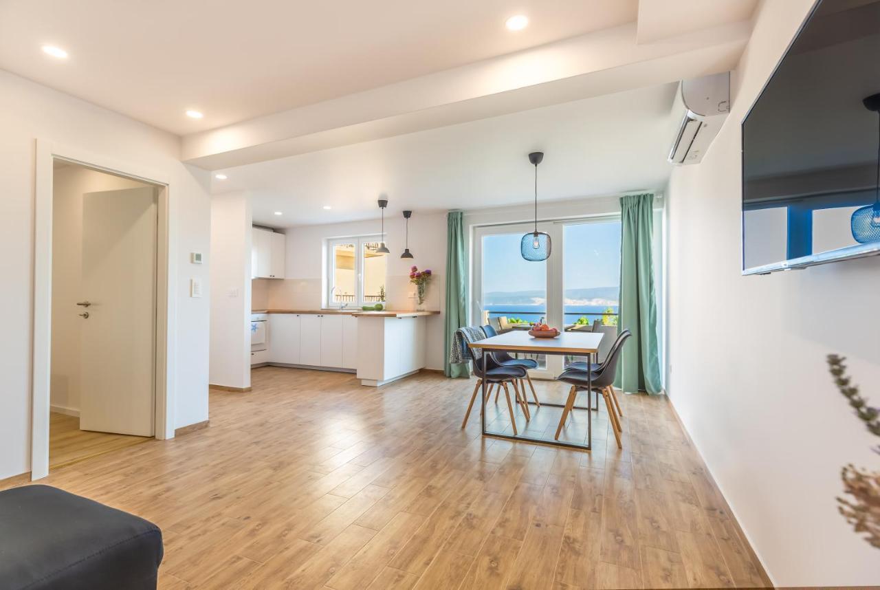 Adris Apartments 오미스 외부 사진